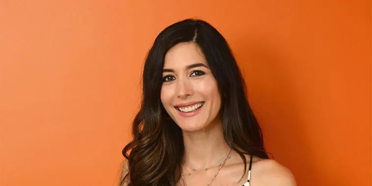 buluttaki-elbise-dolabi