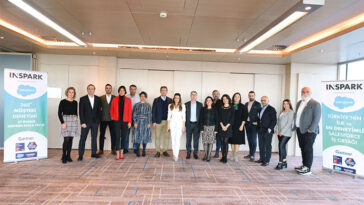 CMO-kahvaltı-ilk-sırada-müşteri