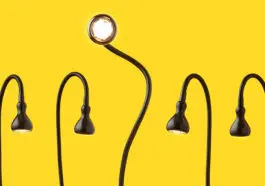 -inanan-ayakta-kalır