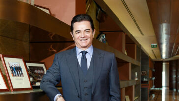 hakan-ates-aynı-koltukta-25-yılın-sırrı