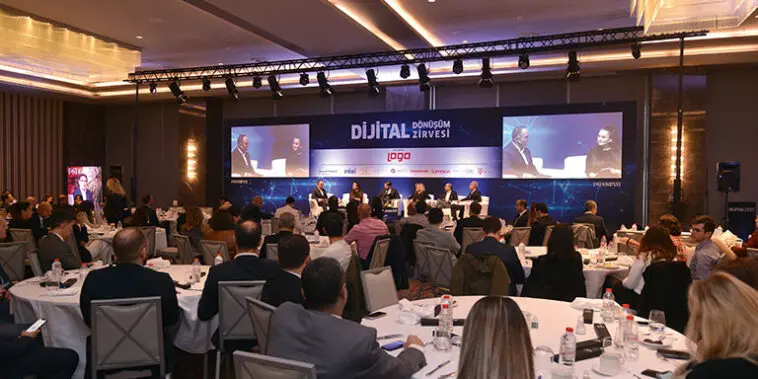 teknoloji-dunyasinin-dijital-donusumu