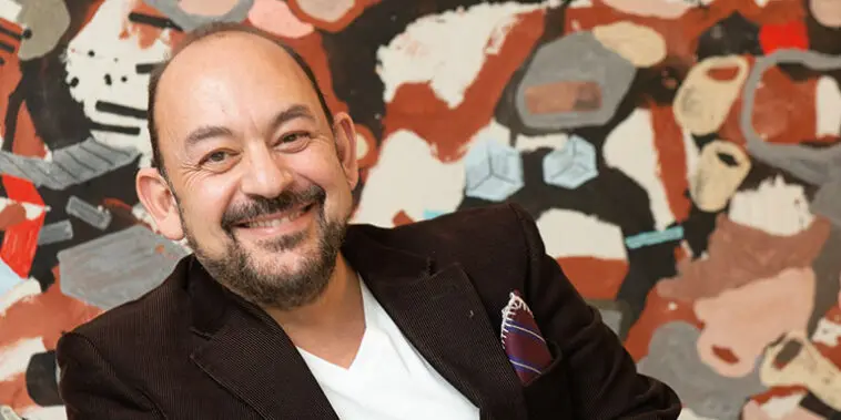 sina-afra-buyuk-bosluga-yatirim